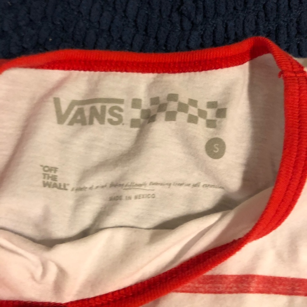 WHITE VANS TOP - Picture 2 of 3